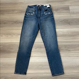 Abercrombie & Fitch High Rise Skinny Jeans
